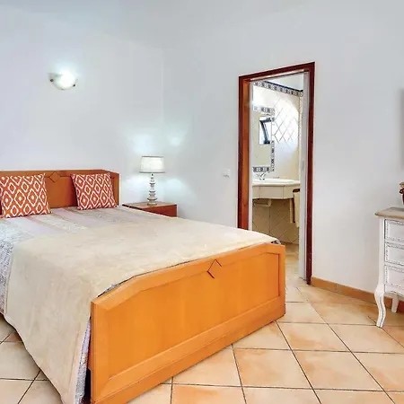 Nobre Villa *